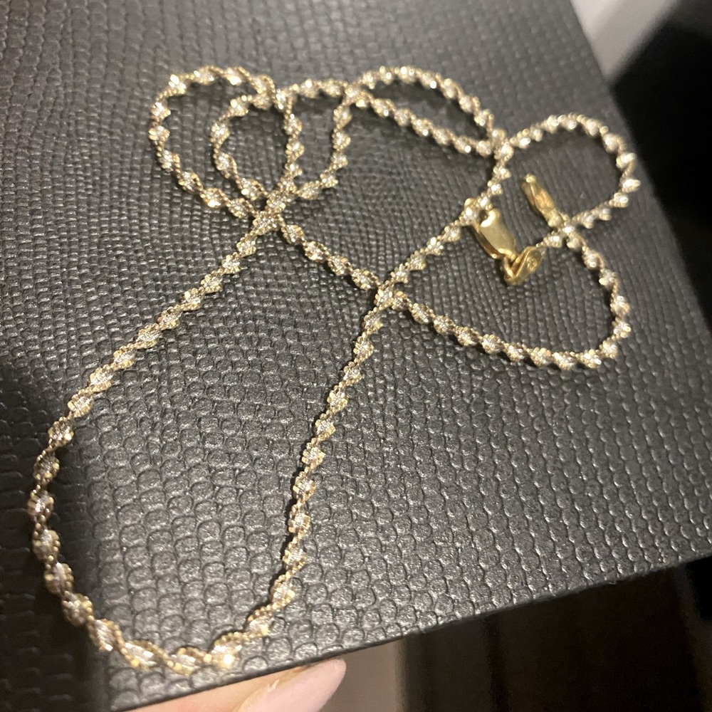 Gold chaine